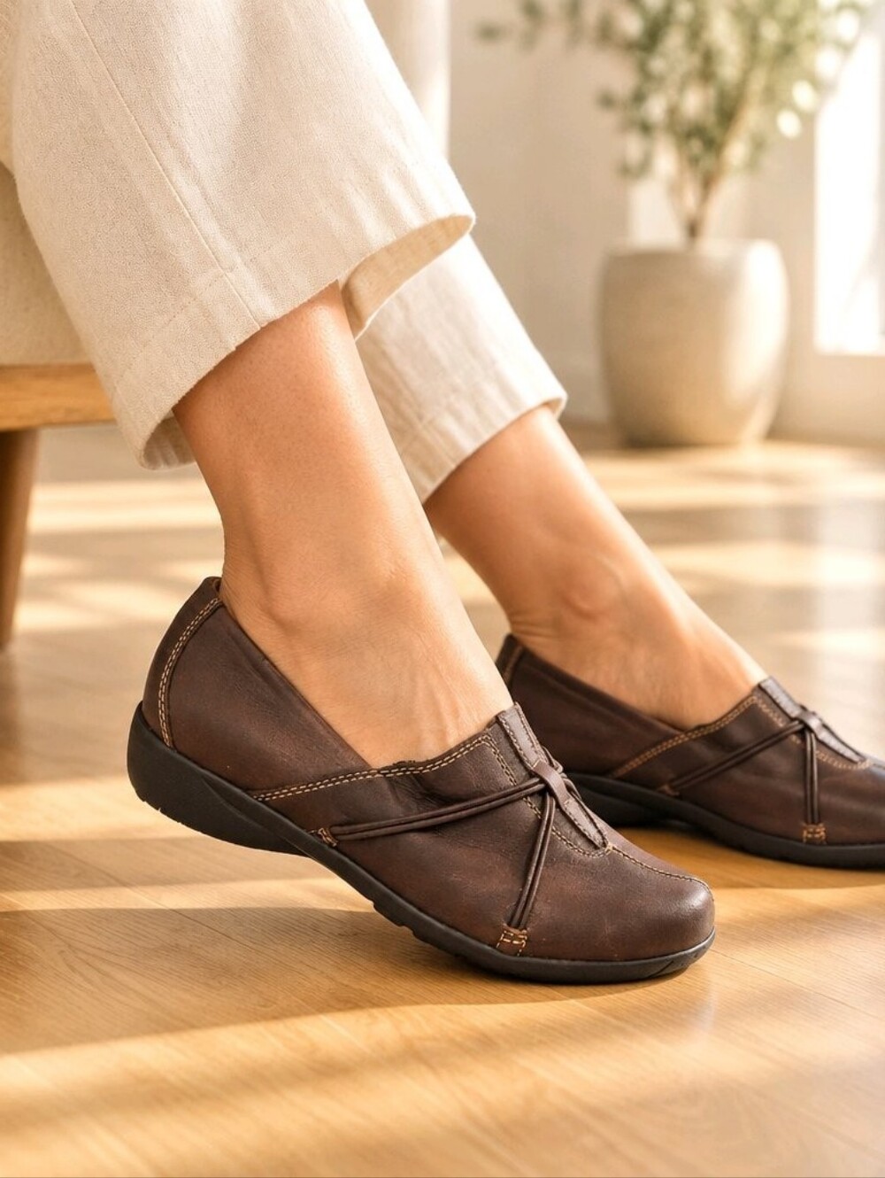 Naturalizer Nasan Brown Leather Slip-On Loafers Comfort Shoes: Size 9.5